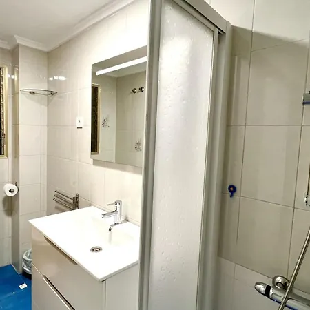 House One * Santa Pola