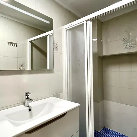 House One * Santa Pola